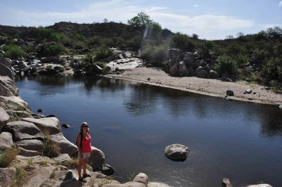 Uma das muitas piscinas naturais na região de San Marcos Sierra, na Argentina